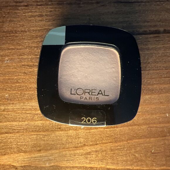 L’Oréal Paris Colour Riche Eyeshadow #206 Mademoiselle Pink 0.12 Oz Sealed New - Picture 1 of 8